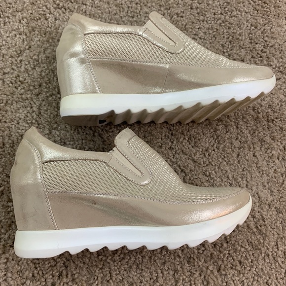 Bonavi Shoes - Bonavi Gold Wedge Slip On Sneaker